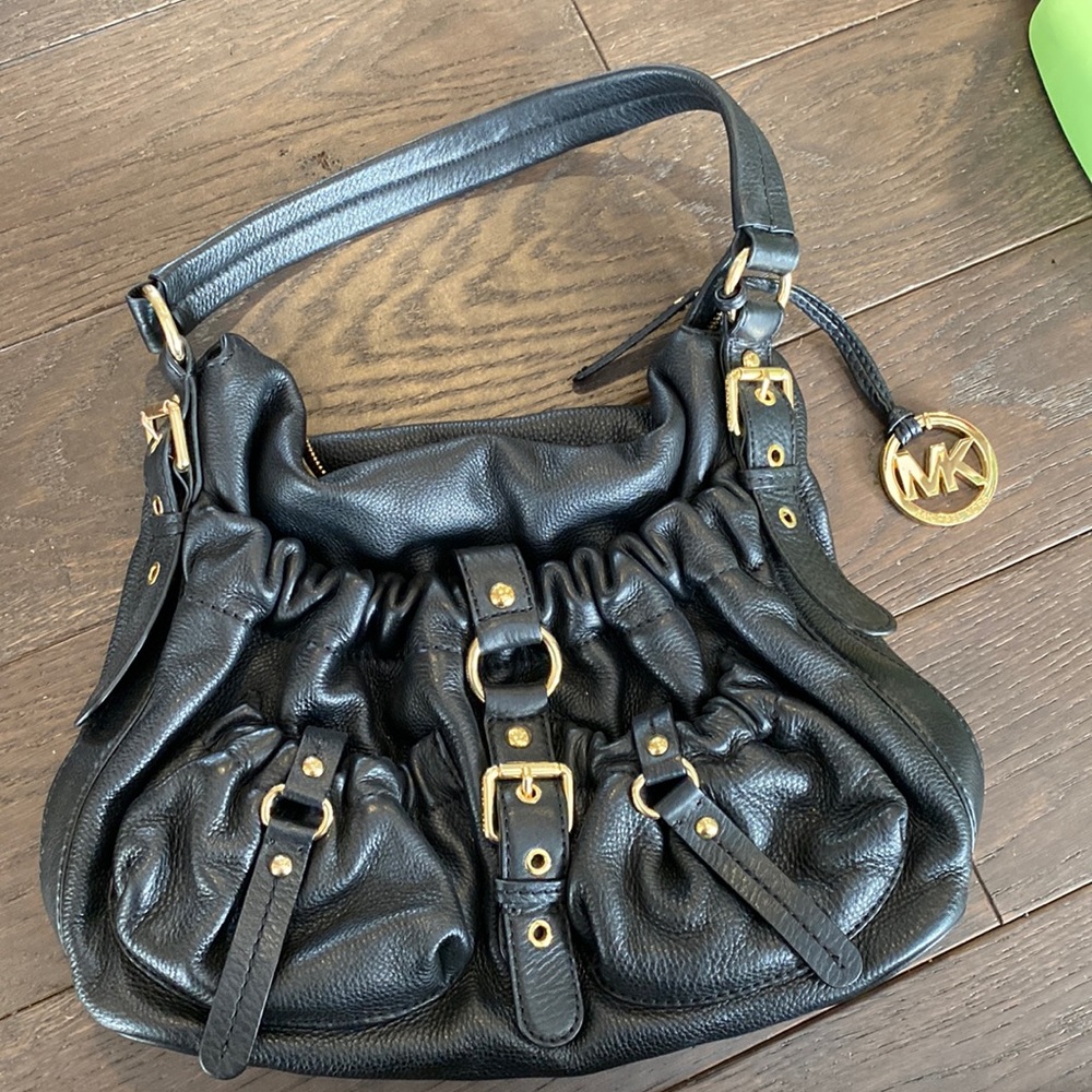 Michael Kors Black Leather Should Bag
